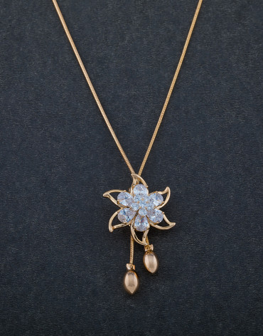 Flower Pendant Neckpiece
