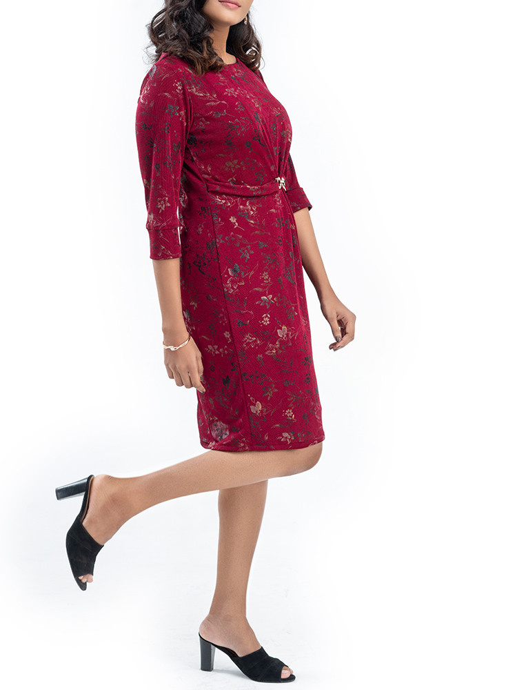 MAROON PRINTED SHEATH DRESS