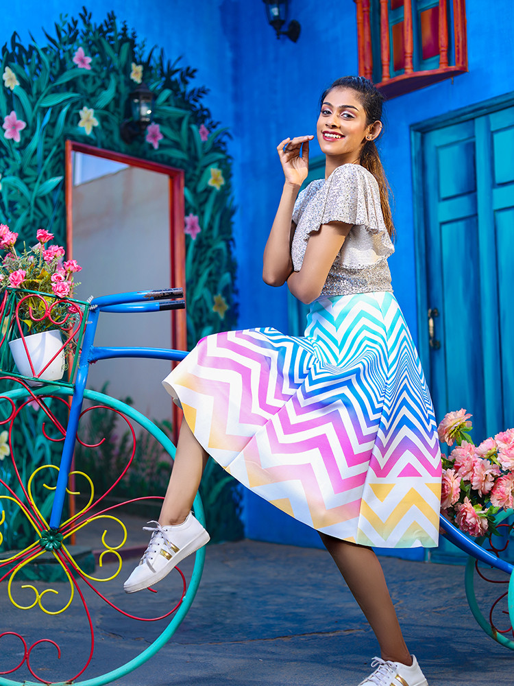 Off white sequins crop top